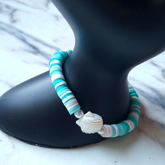 🐚Blue shell clay bead bracelet🐚 - Picture 3 of 4